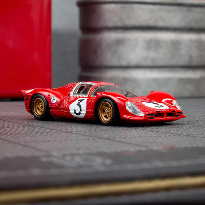 1967 Ferrari 330 P4 - Hot Wheels Elite 64