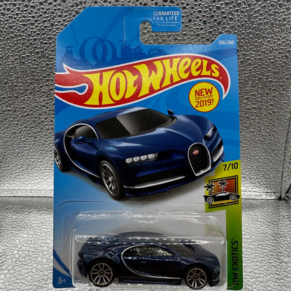 ‘16 Bugatti Chiron HW Exotics 7/10 Hotwheels Mainline 236/250 ( US Card )