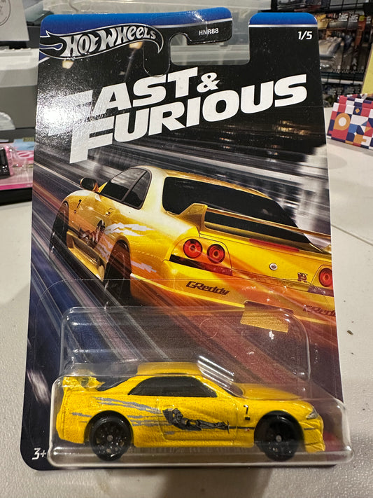 Nissan Skyline GT-R (BCNR33) 1/5 Fast & Furious Theme 1:64 Mainline