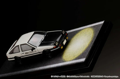 TOYOTA SPRINTER TRUENO GT APEX (AE86) / INITIAL D ENGINE MOUNTED MODEL VS TOMOYUKI TACHI - HOBBY JAPAN 1:64