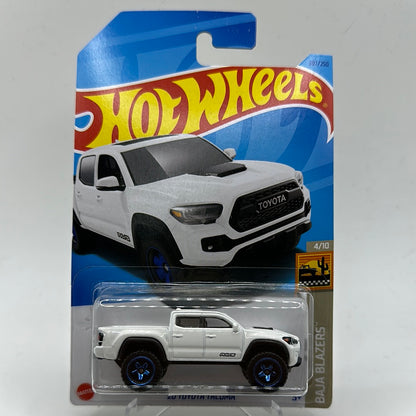 ‘20 Toyota Tacoma - Baja Blazers 4/10 Hotwheels Mainline 207/250