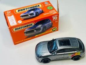 Matchbox Super Chase Porsche Macan S 1:64 Scale