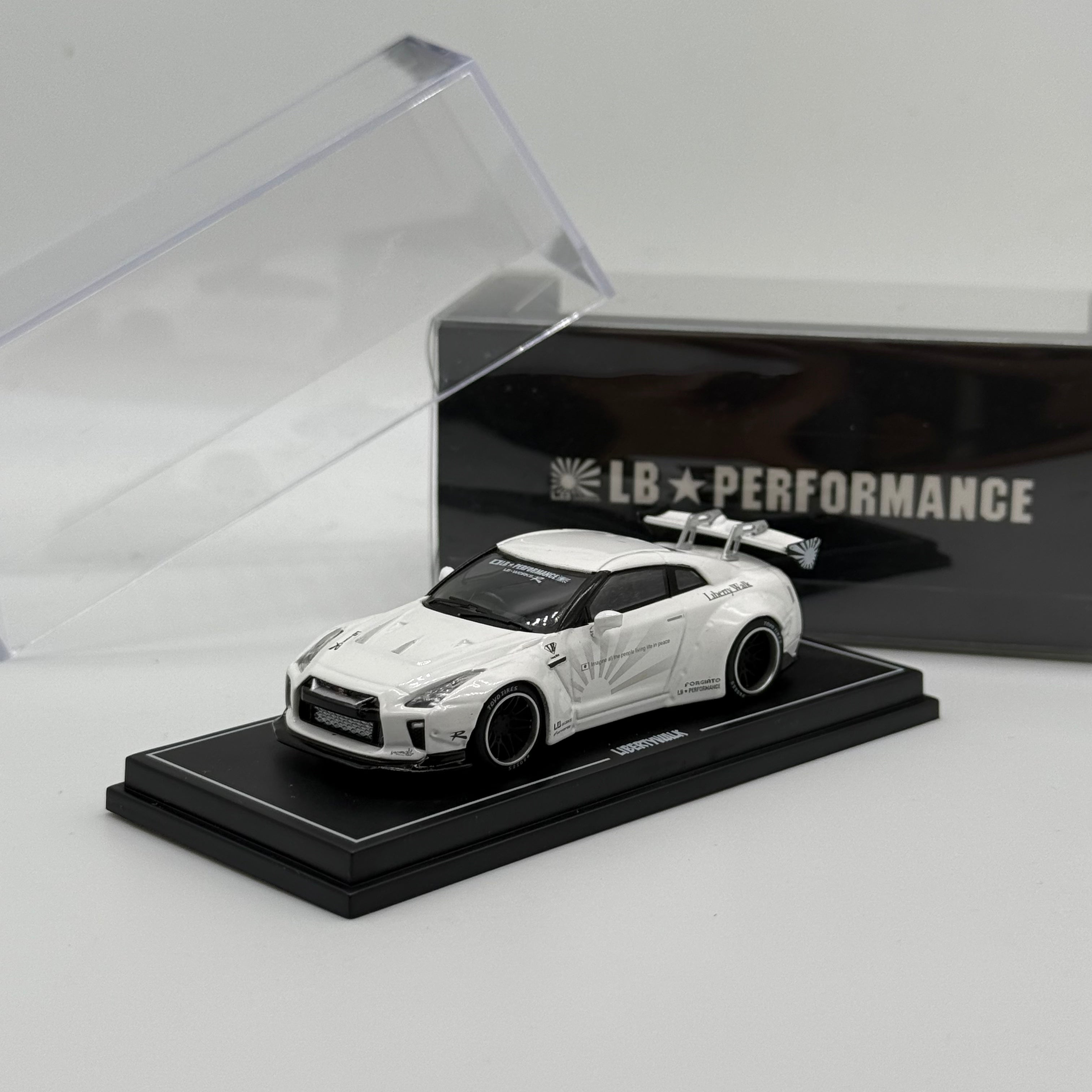 Nissan R35 (White) LBWK Liberty Walk Kit - Official Licensed Product ...