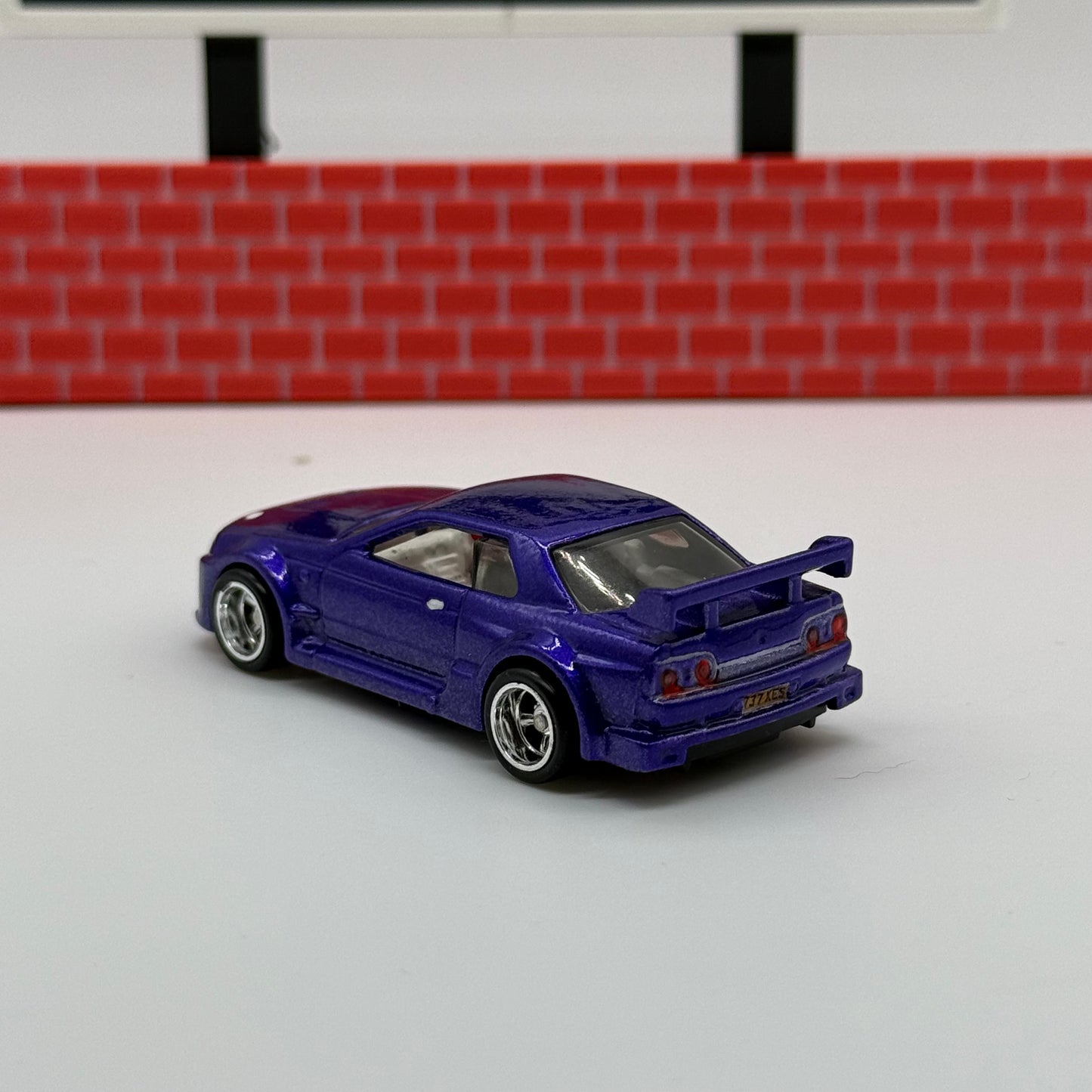 *CUSTOM* Nissan R32 - Paint Smudge on Front (Refer to photos)