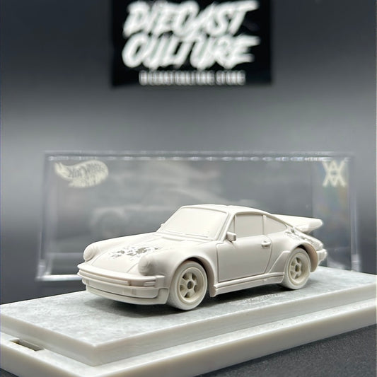 Eroded Porsche 930 Hotwheels x Daniel Arsham - Mattel Creations