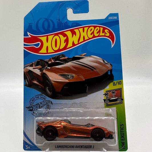 Lamborghini Aventador J - HW Exotics 8/10 Hotwheels Mainline 223/250