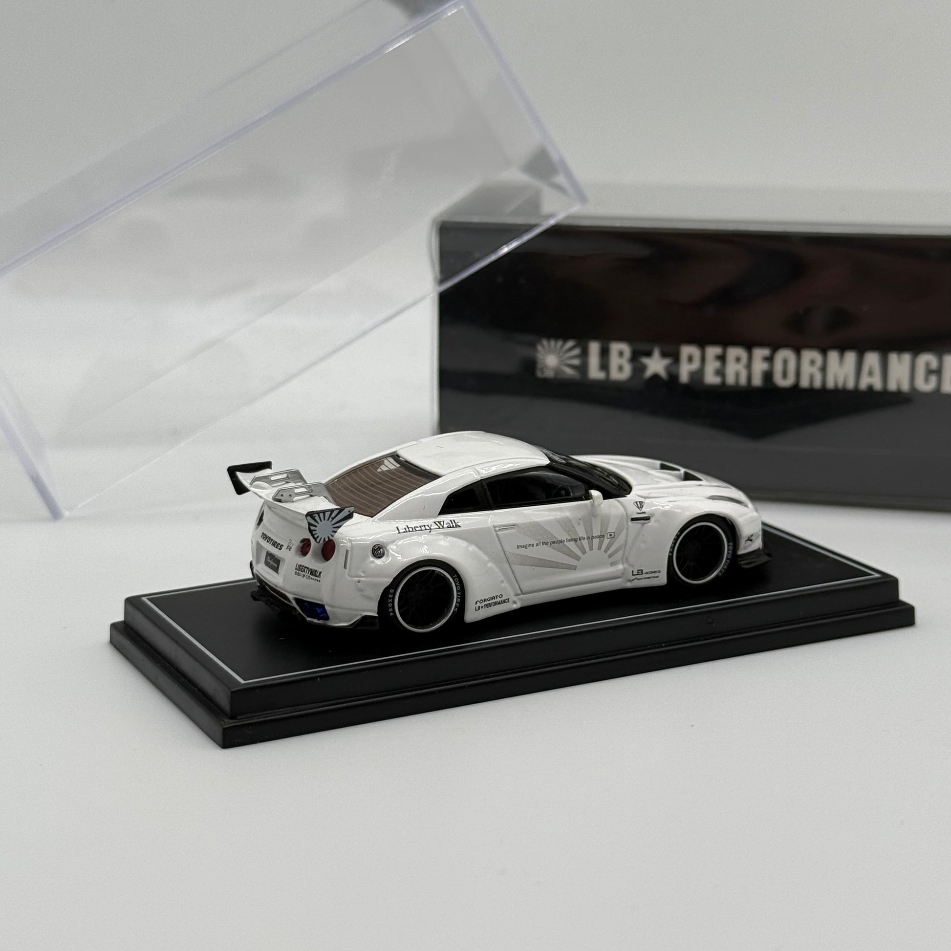 Nissan R35 (White) LBWK Liberty Walk Kit - Official Licensed Product ...