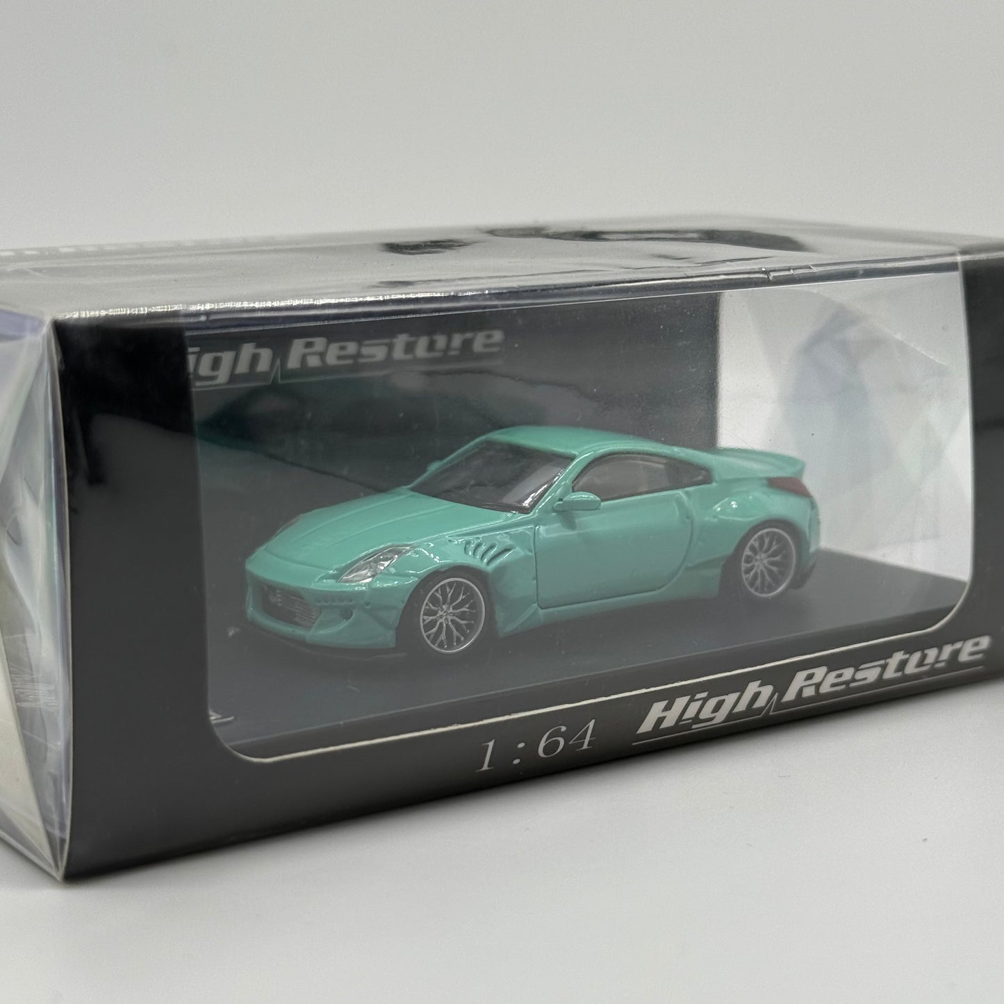 Nissan 350Z - Tiffany Blue High Restore 1:64 Scale