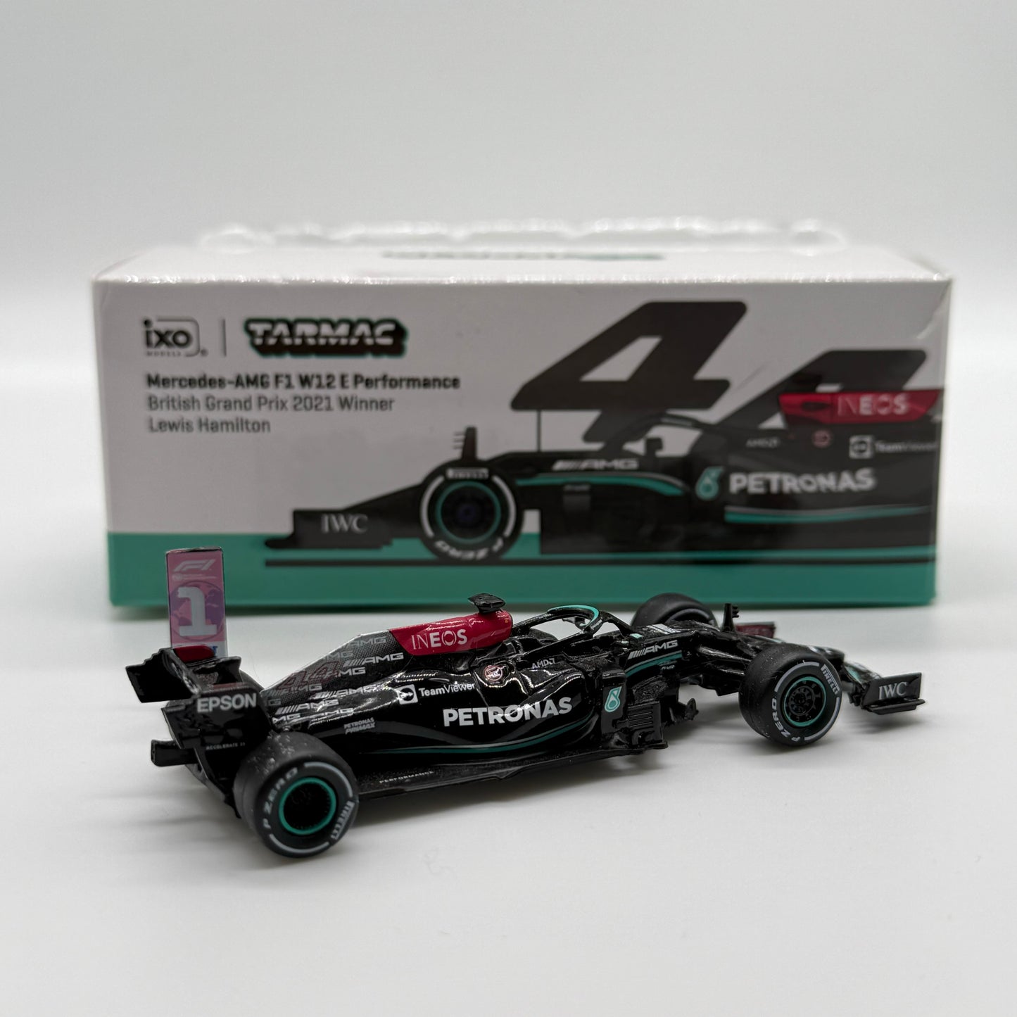 Mercedes-AMG F1 W12 Performance TARMAC GLOBAL 64 Lewis Hamilton *Opened*