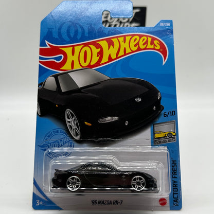 ‘95 Mazda RX7 - Factory Fresh 6/10 Hotwheels Mainline 88/250