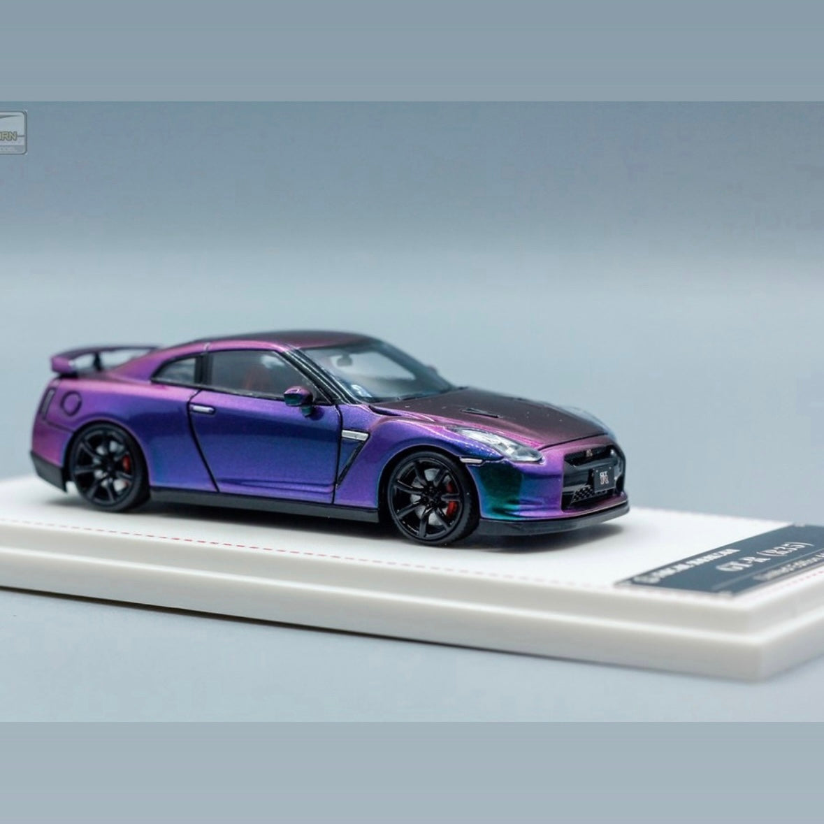 Nissan GT-R (R35) Version original – (Magic Purple) *Limited to 999pcs ...