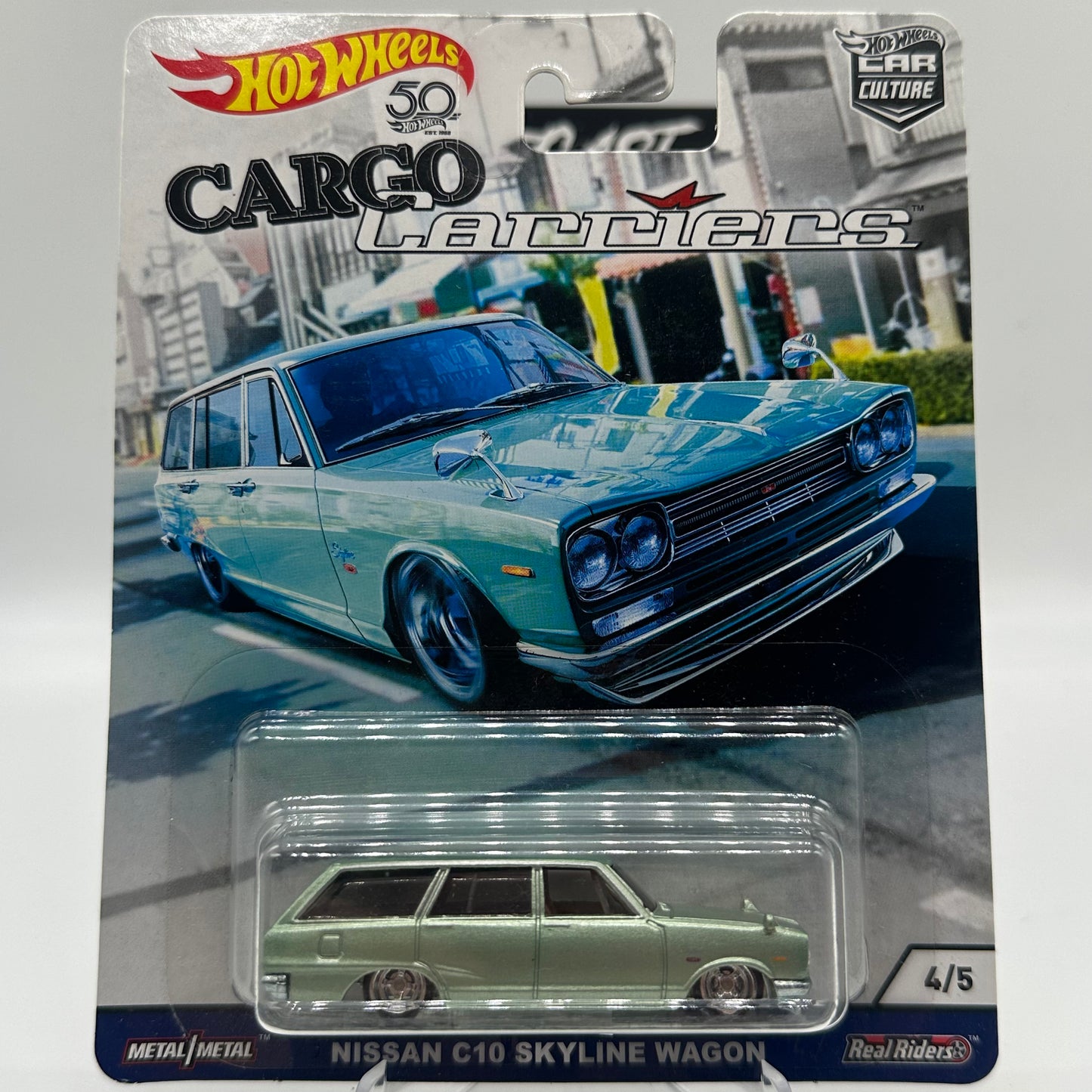 Nissan C10 Skyline Wagon - Cargo Carriers 4/5 Hotwheels Premium CAR CULTURE