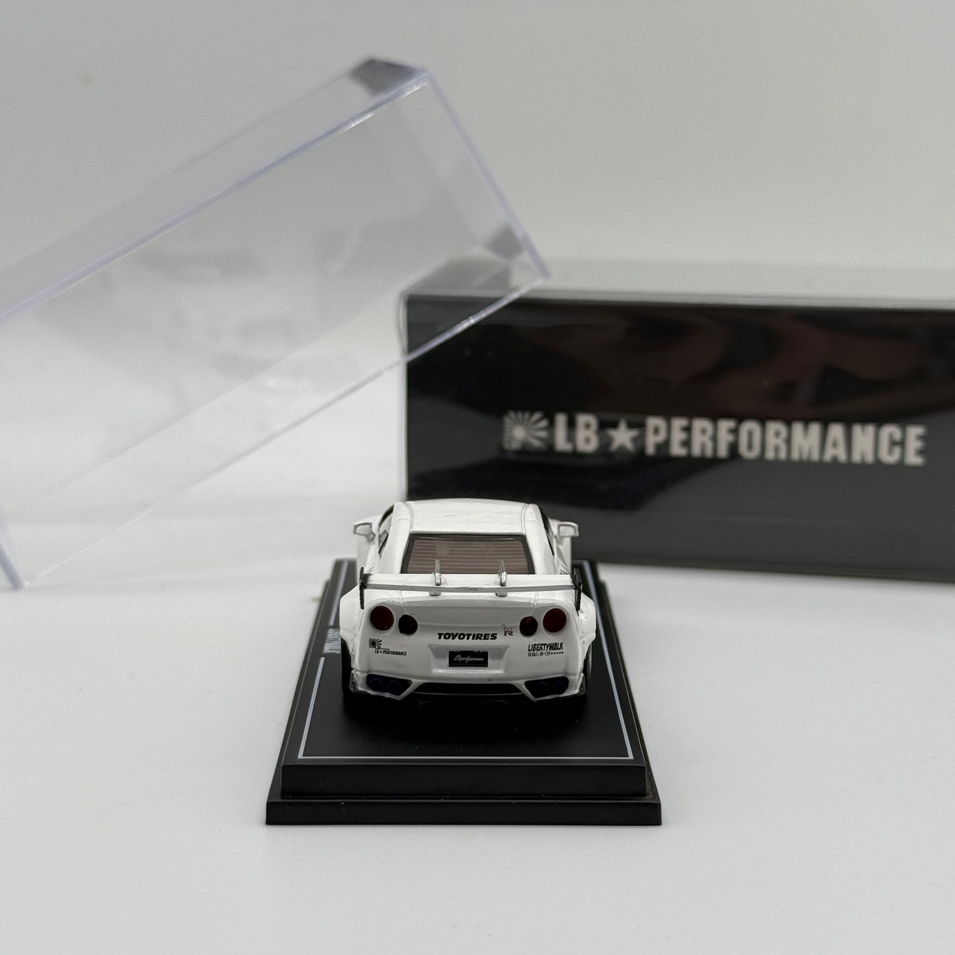 Nissan R35 (White) LBWK Liberty Walk Kit - Official Licensed Product ...