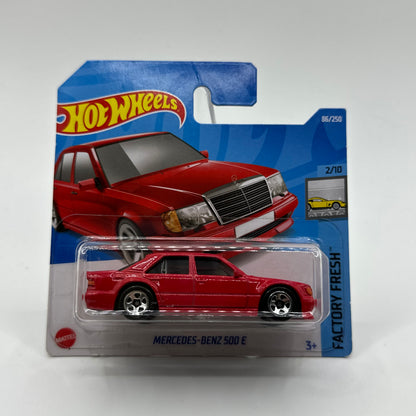 Mercedes-Benz 500 E RED - Factory Fresh 2/10 Hotwheels Mainline 86/250 short card