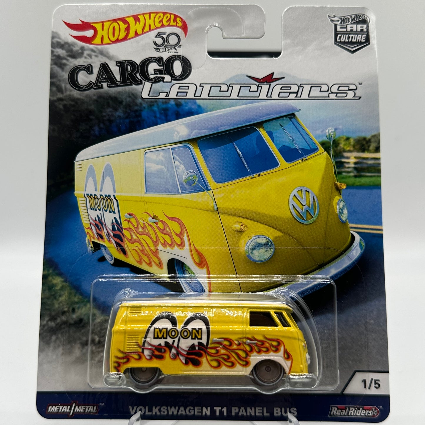 Volkswagen T1 Panel Bus - Cargo Carriers 1/5 Hotwheels Premium CAR CULTURE