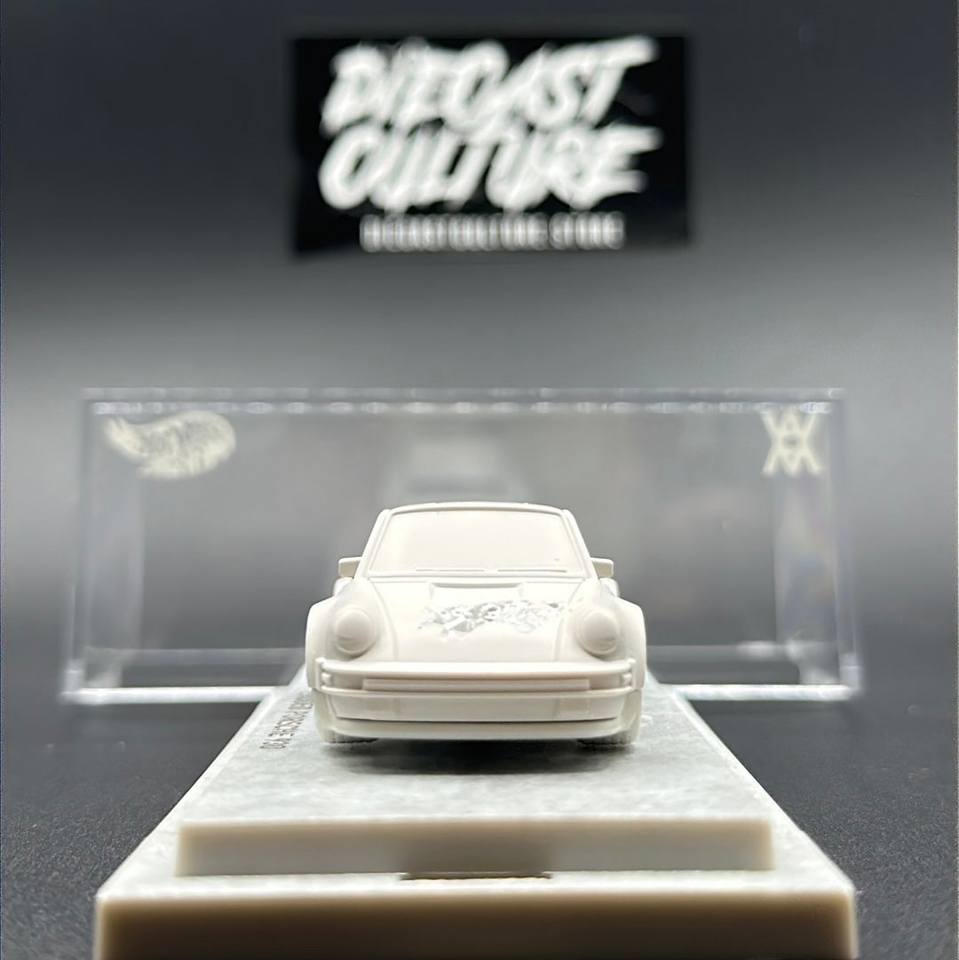 Eroded Porsche 930 Hotwheels x Daniel Arsham - Mattel Creations