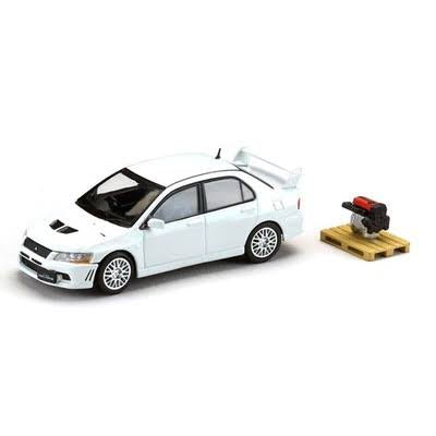 Mitsubishi Lancer GSR Evolution 7 w/Engine Display - HOBBY JAPAN 1:64