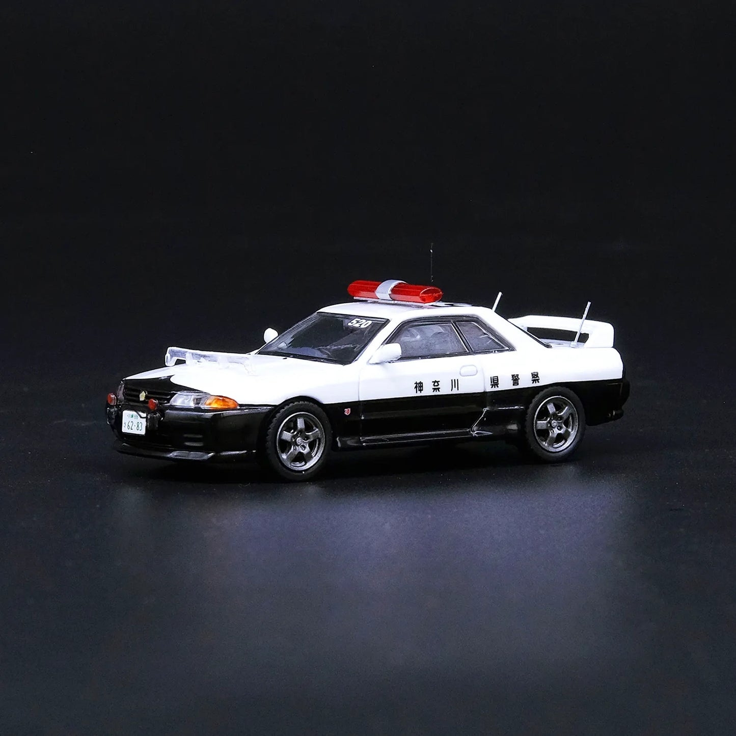 Nissan Skyline GT-R (R32) KANAGAWA-KENKEI Japanese Police car INNO64