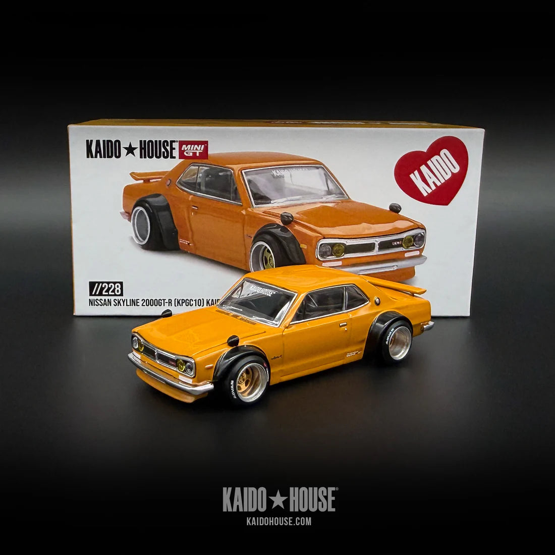 Nissan Skyline 2000GT-R (KPGC10) Kaido Street V2 - Kaido House x MiniGT
