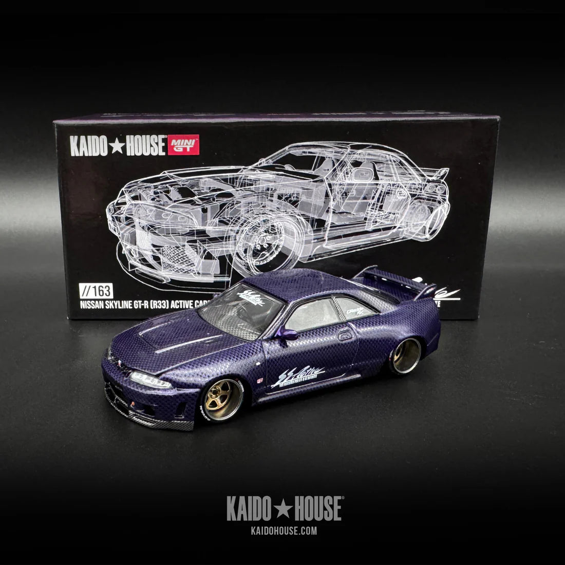 Kaido GT Nissan Skyline GT-R (R33) Active Carbon R V2 MiniGT