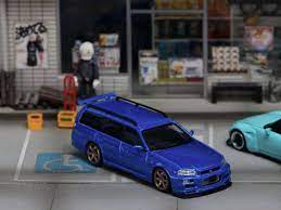 Street Weapon Nissan Stagea R34 GTR Wagon 1:64 Scale Ghost Player