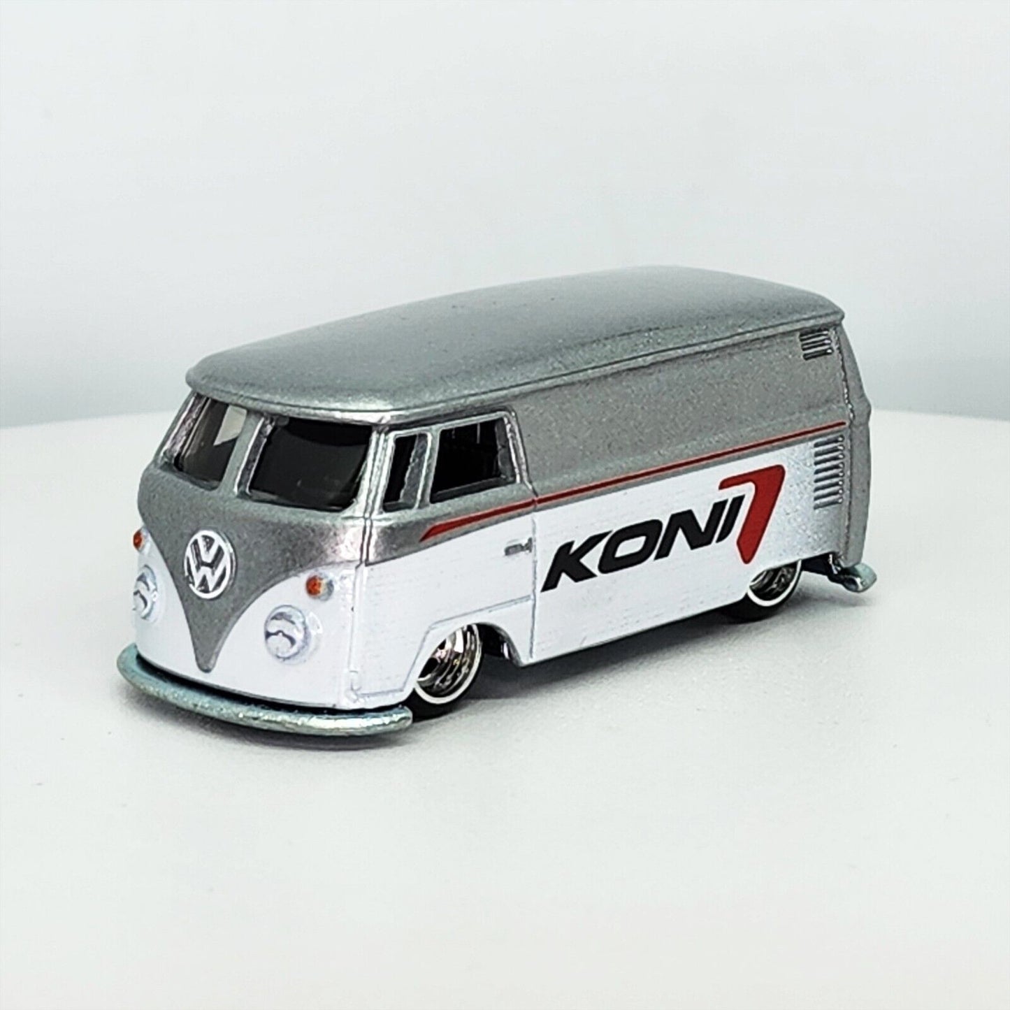 Volkswagen T1 Panel Bus (Koni) Hotwheels Premium